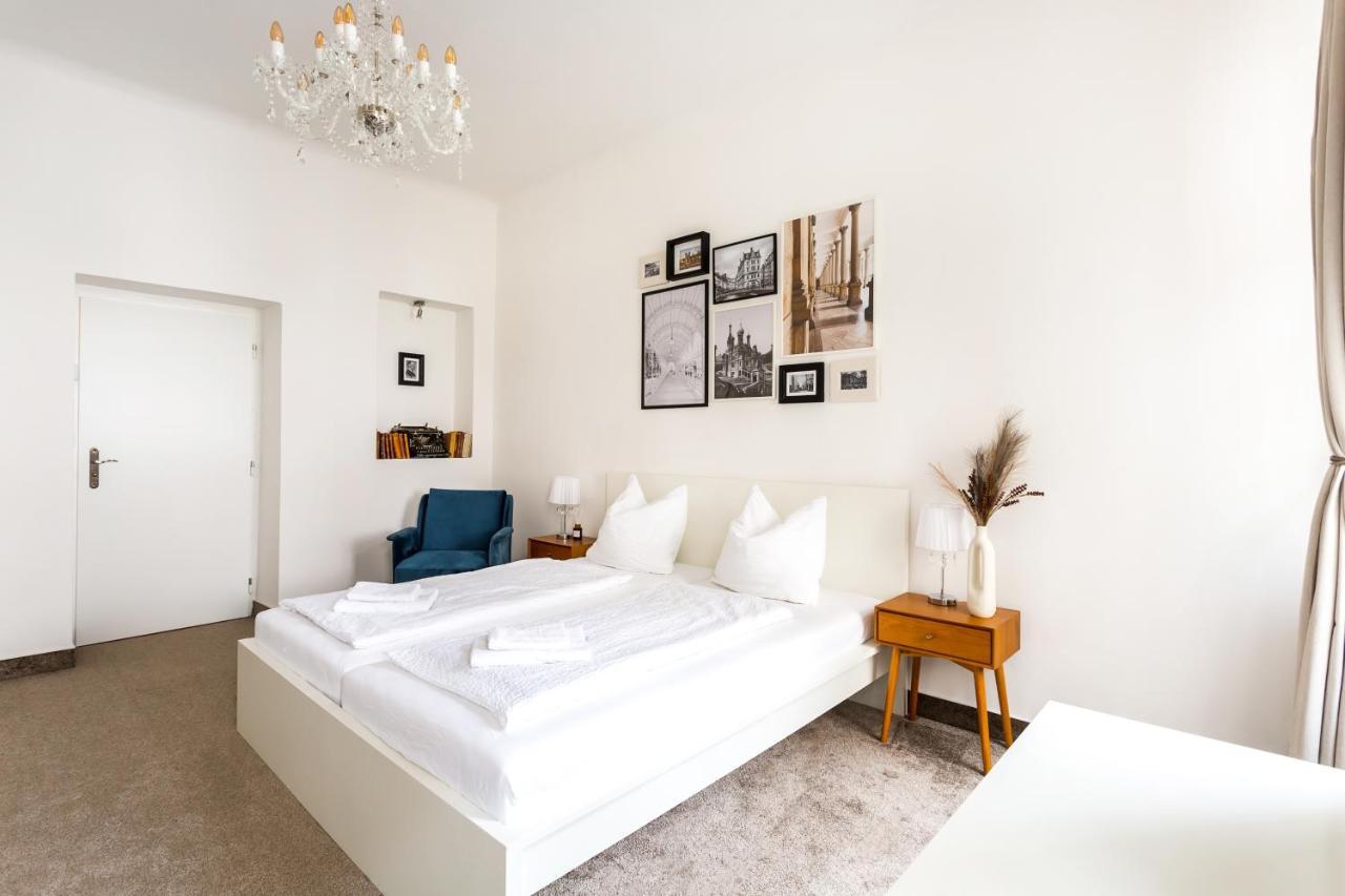 Apartma Zeyer 1887 דירה קרלובי וארי